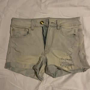 Light wash Jean shorts American eagle size 6